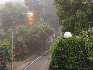 TERMURAH DIJUAL RUMAH 2 LANTAI LOKASI JALAN KAMARUNG CITEUREUP CIMAHI UTARA***N