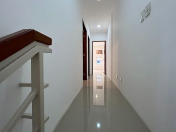 3 Storey Townhouse For Sale In GSIS Village, Project 8, Quezon City-ND