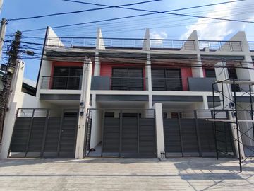 2 Storey Townhouse For Sale In GSIS Village, Project 8, Quezon City-ND