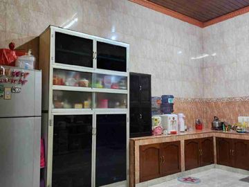 Rumah Megah di pondok pekayon indah 2Kavling nempel 1 Ruko