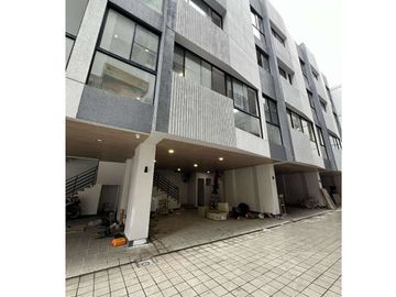 For Sale 4 Storey Modern Townhouse in Brgy Obrero, Q.C. KSA