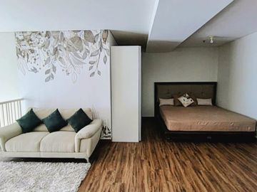 Disewakan Unit Soho Residences Tipe Melrose Furnished Bagus Siap Huni Lokasi Strategis di Jakarta Barat