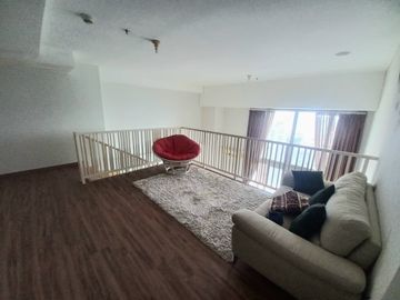 Disewakan Unit Soho Residences Tipe Melrose Furnished Bagus Siap Huni Lokasi Strategis di Jakarta Barat