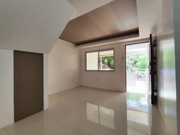 4 Bedroom 3 Storey Townhouse for Sale in La Colina Subdivision, Marikina City -AJCF