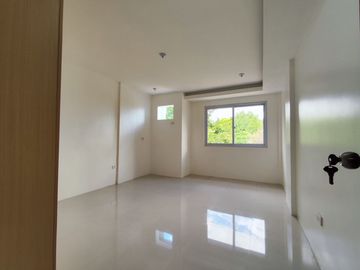 4 Bedroom 3 Storey Townhouse for Sale in La Colina Subdivision, Marikina City -AJCF