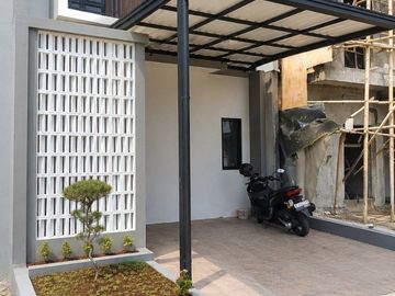 Rumah dijual Murah, Baru, 2 Lantai, Podok Kelapa, Jakarta Timur dekat Tol Becakayu