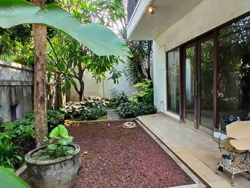 Dijual Rumah Elegan nyaman siap huni di jakarta selatan