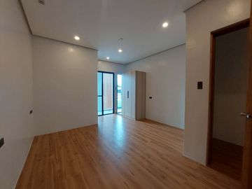 4 Bedroom 3-Storey Townhouse for Sale in Project 8, Quezon City RG