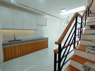 Diliman Quezon City Townhouse For Sale, Pre Selling, Last Unit Left SD