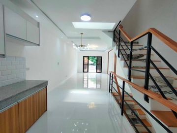 Diliman Quezon City Townhouse For Sale, Pre Selling, Last Unit Left SD