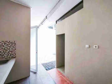 DIJUAL RUMAH CANTIK 2 LANTAI SIAP HUNI DI BUKITGOLF RIVERSIDE CIBUBUR