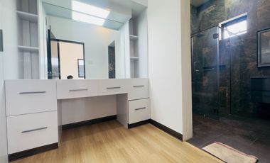 4 Bedrooms Brand New Duplex House and Lot for Sale in Parañaque City
