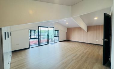 4 Bedrooms Brand New Duplex House and Lot for Sale in Parañaque City