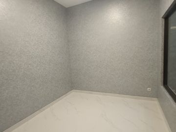 Rumah Baru Modern 2 Lantai Siap Huni di Singgasana Pradana