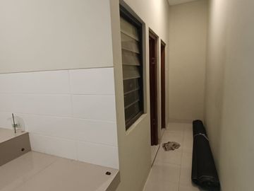 Rumah Baru Modern 2 Lantai Siap Huni di Singgasana Pradana