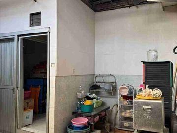 Dijual Rumah di Semampir sby