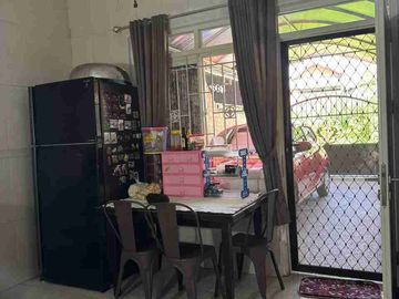 Dijual Rumah di Semampir sby