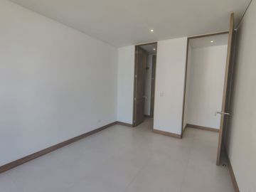 Apartamento en Arriendo en Ciudad del Rio, Poblado Medellín Antioquia