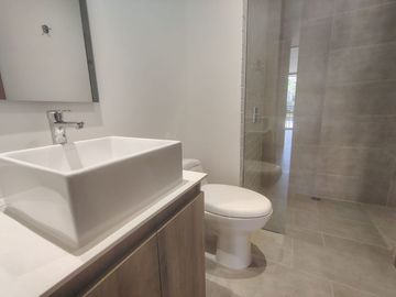 Apartamento en Arriendo en Ciudad del Rio, Poblado Medellín Antioquia