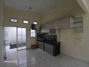 Jual cepat rumah siap huni di bawah harga pasar cluster favorite. CitraGran Cibubur.