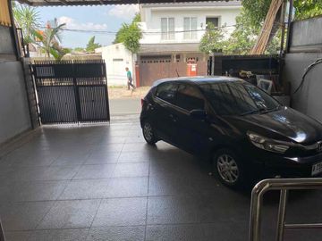 rumah bagus di Jl Raya Kelapa Dua Kebon Jeruk