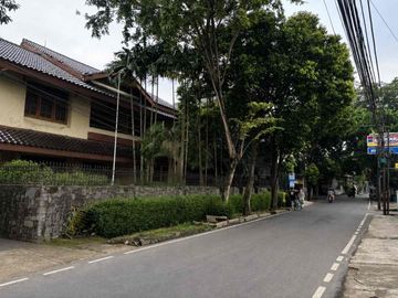 rumah di Jln pinang , Pondok Labu, Kec Cilandak