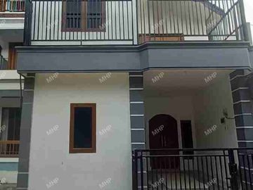 Rumah Tingkat Renovasi Dijual