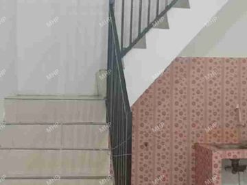 Rumah Tingkat Renovasi Dijual