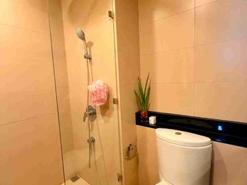 Fully Furnished 2 Bedroom Unit in Park Point Residences beside Cebu Ayala Mall Center