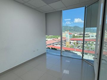 Oficina en Renta en Zona Sur (Torre Quadra Tower) Monterrey, Nuevo León