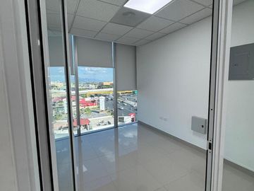 Oficina en Renta en Zona Sur (Torre Quadra Tower) Monterrey, Nuevo León