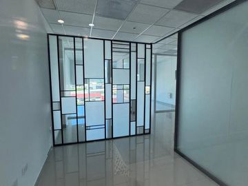 Oficina en Renta en Zona Sur (Torre Quadra Tower) Monterrey, Nuevo León