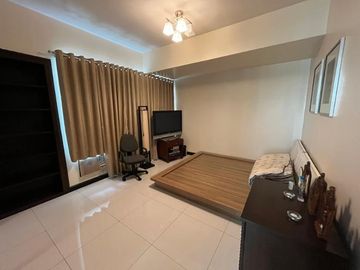 FOR SALE: Spacious 1-Bedroom Condo with Parking at Renaissance Condominium, Ortigas Center, Pasig City