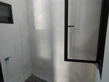 RUMAH MURAH SIAP HUNI BISA NEGO DI JATIRANGGON JATISAMPURNA BEKASI