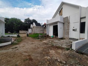 RUMAH MURAH SIAP HUNI BISA NEGO DI JATIRANGGON JATISAMPURNA BEKASI