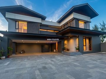 Villa Mewah Pinggir Pantai Neo Coastarina Florence Batam Centre