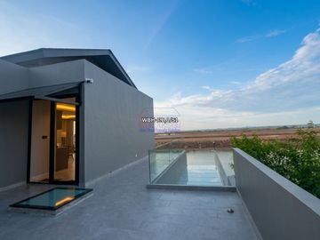 Villa Mewah Pinggir Pantai Neo Coastarina Florence Batam Centre