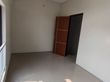 Rumah Skn Kedaung Pamulang, Murah 2 LANTAI Baru di Tangsel Kota Tangerang Selatan Dijual