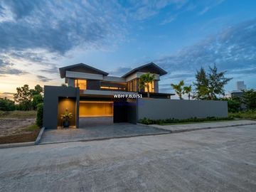 Villa Mewah Neo Coastarina Tepi Pantai Batam Center