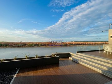 Villa Mewah Neo Coastarina Tepi Pantai Batam Center