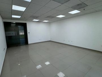 Oficina en Renta en Zona Sur (Torre Quadra Tower) Monterrey, Nuevo León