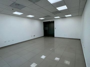 Oficina en Renta en Zona Sur (Torre Quadra Tower) Monterrey, Nuevo León