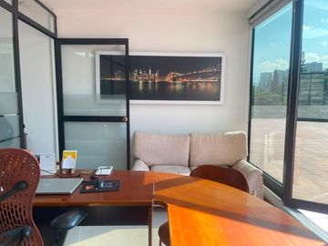 Oficina en Arriendo en Santa Maria de Los Ángeles, Poblado Medellín Antioquia