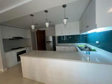FOR SALE: Spacious 3-Bedroom Luxury Condo at Renaissance Condominium Ortigas