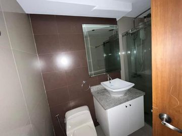 FOR SALE: Spacious 3-Bedroom Luxury Condo at Renaissance Condominium Ortigas
