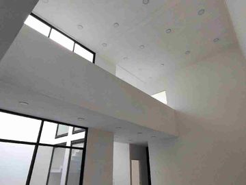 Casa nueva amplia en renta lomas de Juriquilla roof garden, jardín, jacuzzi exterior 3 recámaras