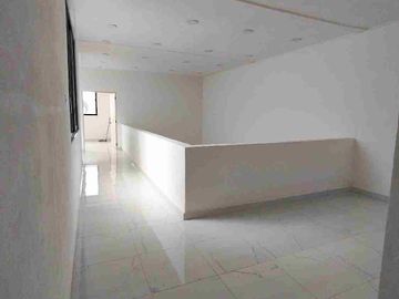 Casa nueva amplia en renta lomas de Juriquilla roof garden, jardín, jacuzzi exterior 3 recámaras