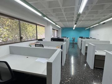 Oficina en Renta Equipada en Zona Poniente (Santa Maria) en Monterrey, Nuevo Leon