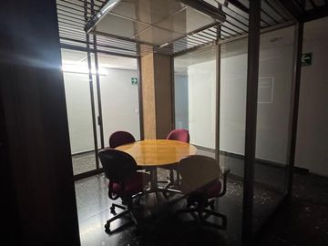 Oficina en Renta Equipada en Zona Poniente (Santa Maria) en Monterrey, Nuevo Leon