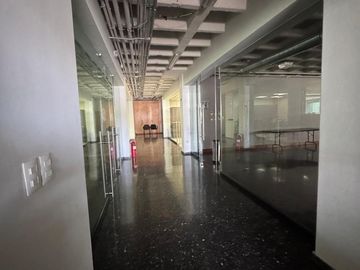 Oficina en Renta Equipada en Zona Poniente (Santa Maria) en Monterrey, Nuevo Leon